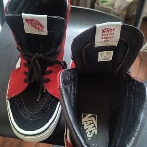 Vans Mens Red and Black Sk8-Hi Sneakers